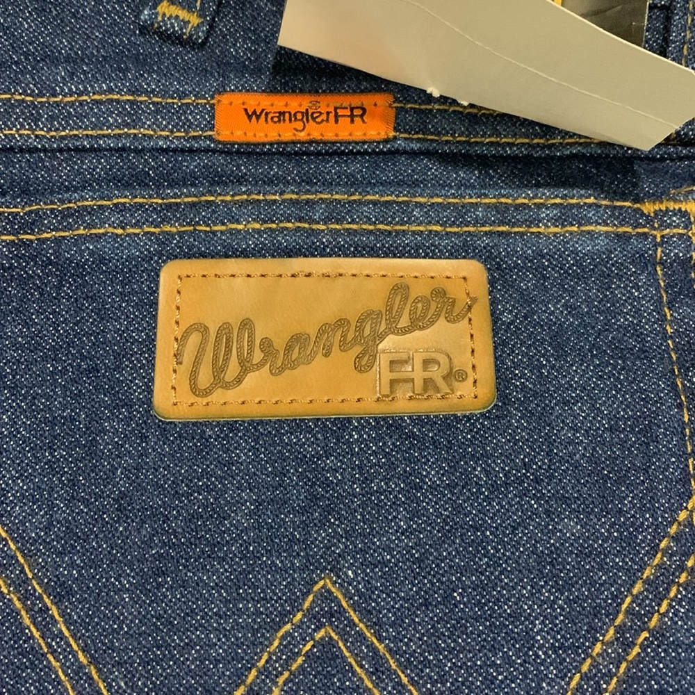 Wrangler flame resistant Jeans NEW Size 34x32 Regular Fit Men’s Dark wash Denim - Picture 7 of 9